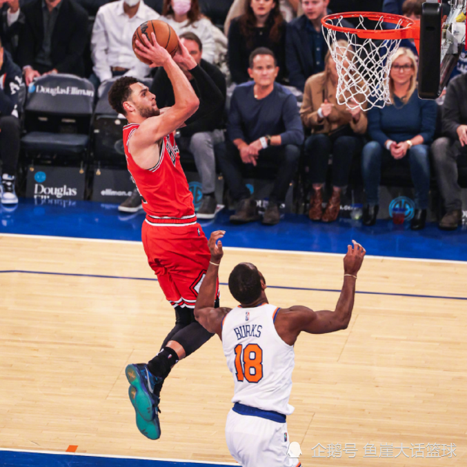  拉文扣篮大赛卫冕公牛战胜活塞结束两连败颓势